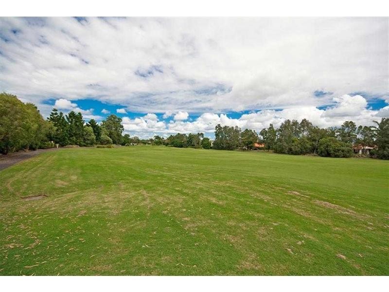 3207 Palladian Drive, Hope Island QLD 4212