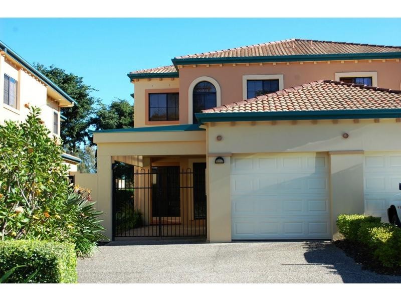 Hope Island QLD 4212