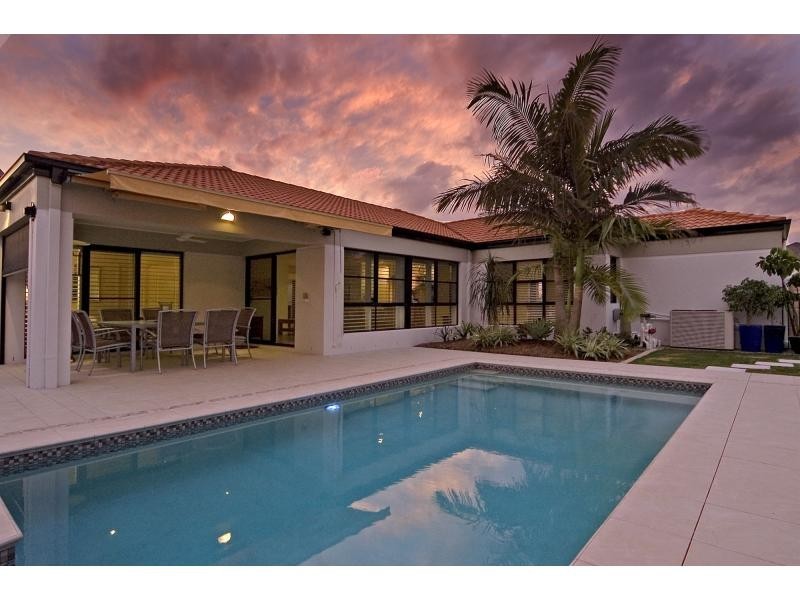 Hope Island QLD 4212