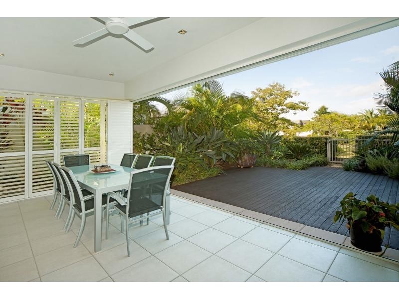 6049 Garda Avenue, Hope Island QLD 4212