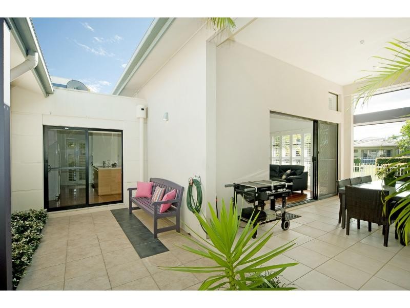 Hope Island QLD 4212