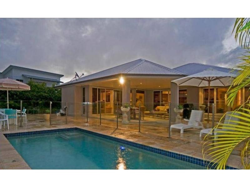 24 Ragamuffin Drive, Coomera Waters QLD 4209