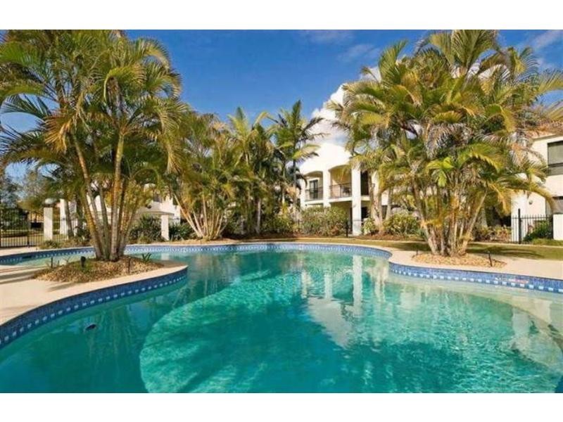 8890 Magnolia Drive East, Hope Island QLD 4212