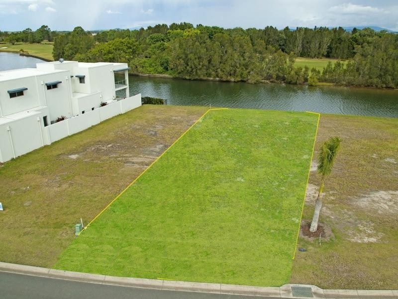 L6 Fairway Boulevard, Hope Island QLD 4212