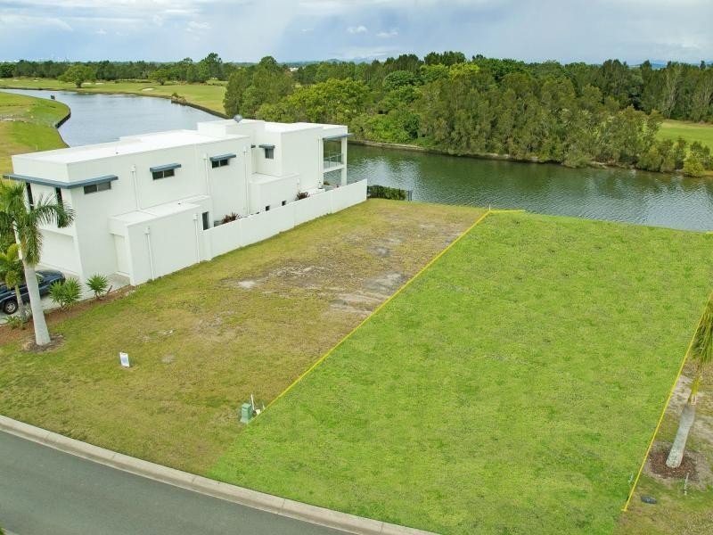 L6 Fairway Boulevard, Hope Island QLD 4212