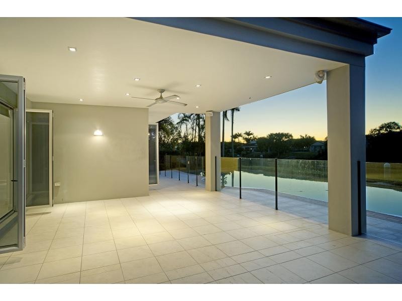 Hope Island QLD 4212