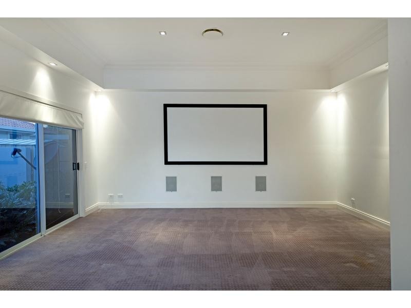 Hope Island QLD 4212