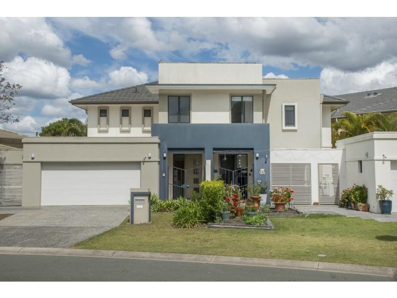 6027 Lucerne Circuit, Hope Island QLD 4212