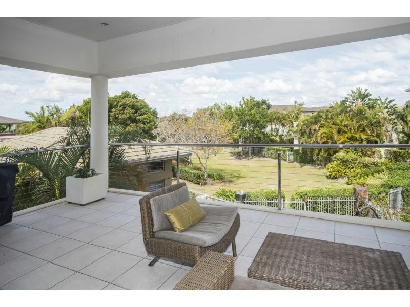 6027 Lucerne Circuit, Hope Island QLD 4212