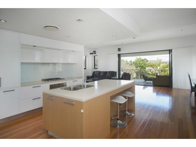 6027 Lucerne Circuit, Hope Island QLD 4212