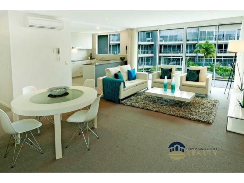 Hope Island QLD 4212