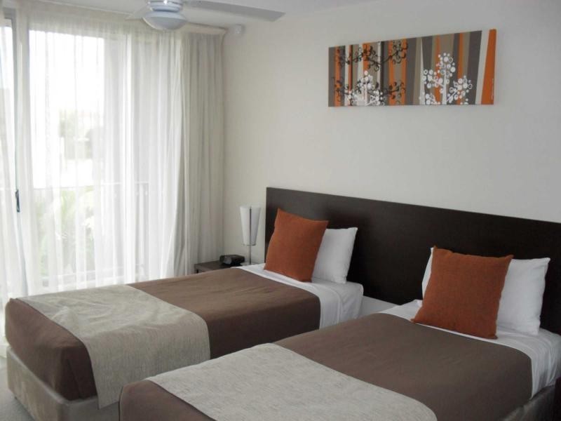 Hope Island QLD 4212