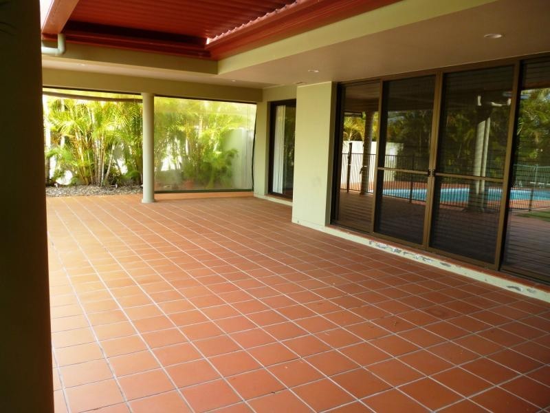 Hope Island QLD 4212
