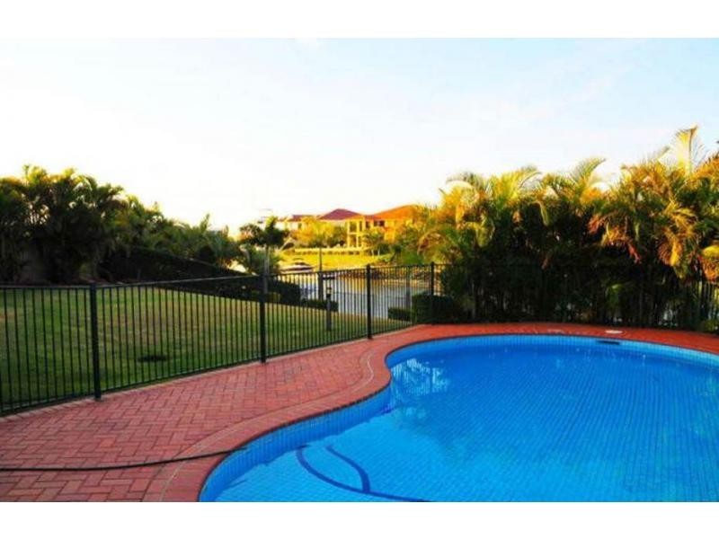 Hope Island QLD 4212