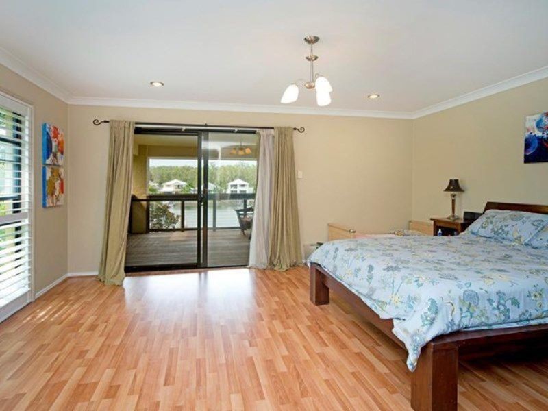 Coomera Waters QLD 4209