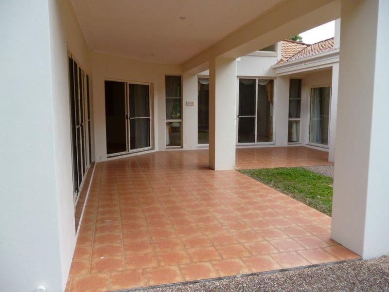 Hope Island QLD 4212