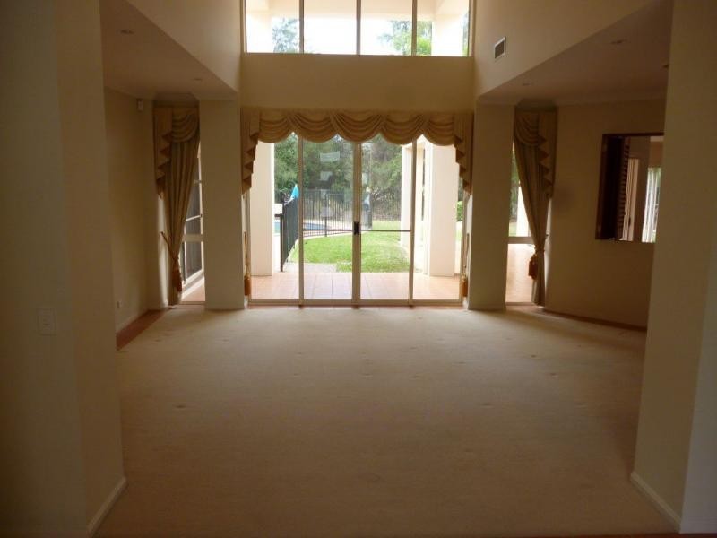 Hope Island QLD 4212