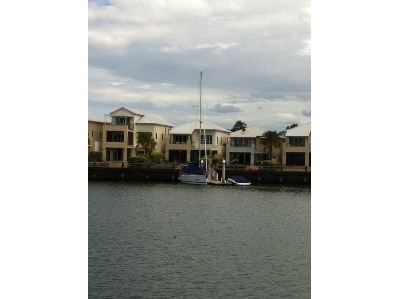 Coomera Waters QLD 4209