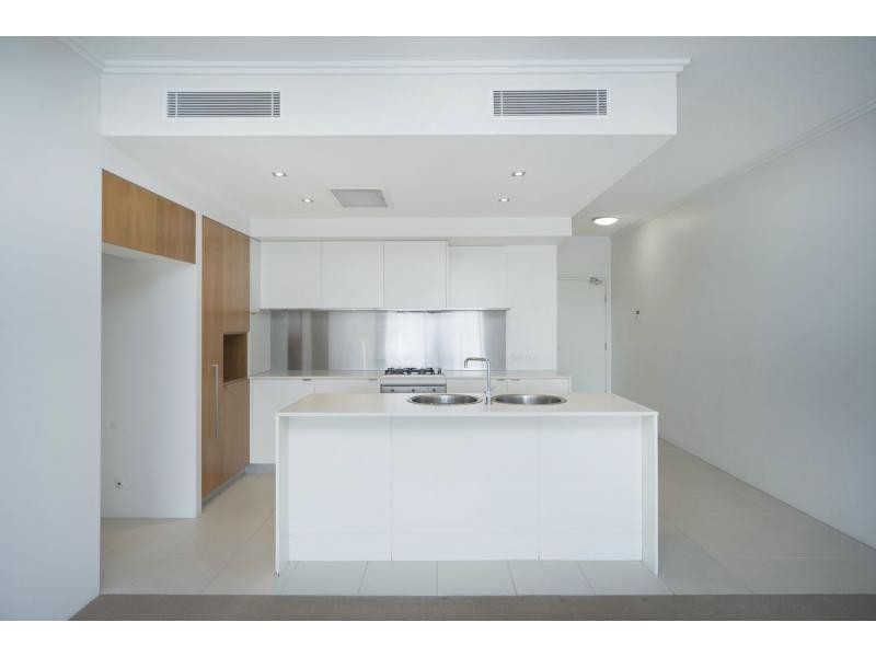 Hope Island QLD 4212