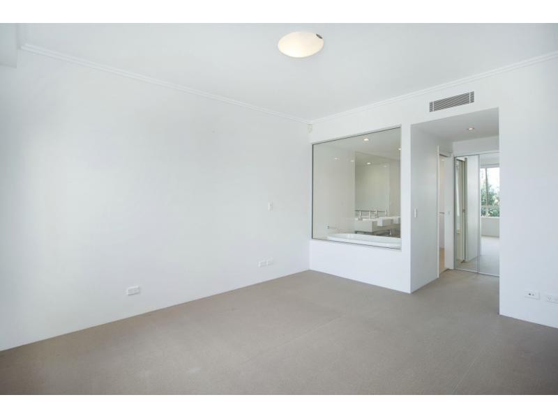 Hope Island QLD 4212