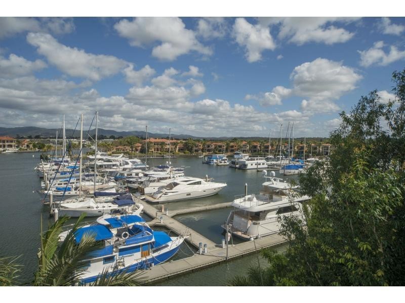 Hope Island QLD 4212