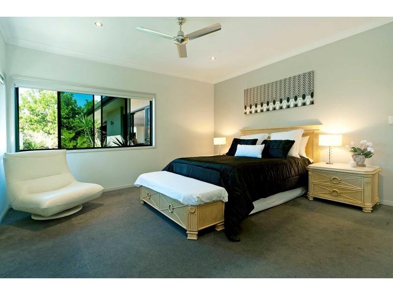 2523 Gracemere Circuit North, Hope Island QLD 4212