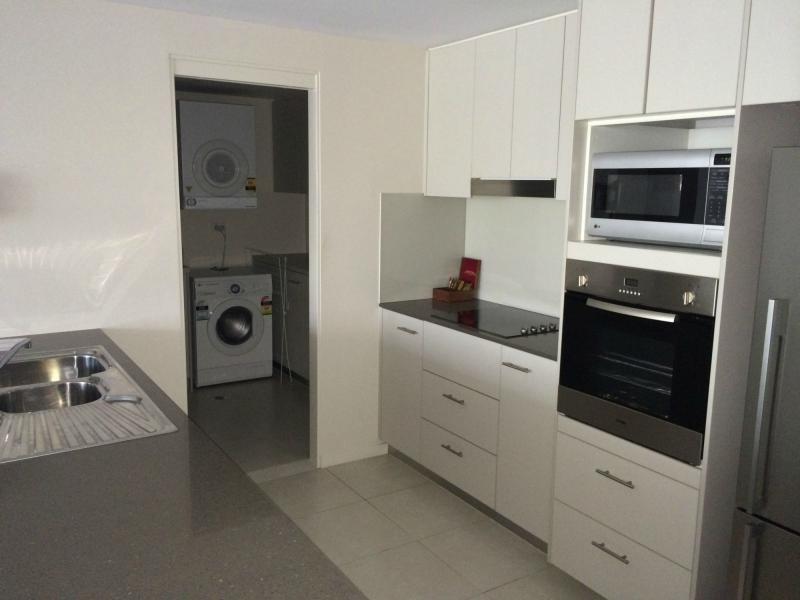 2115/2 Activa Way, Hope Island QLD 4212