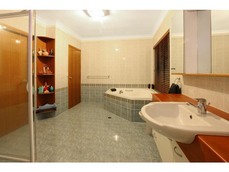 26 Condamine Crescent, River Downs, Helensvale QLD 4212