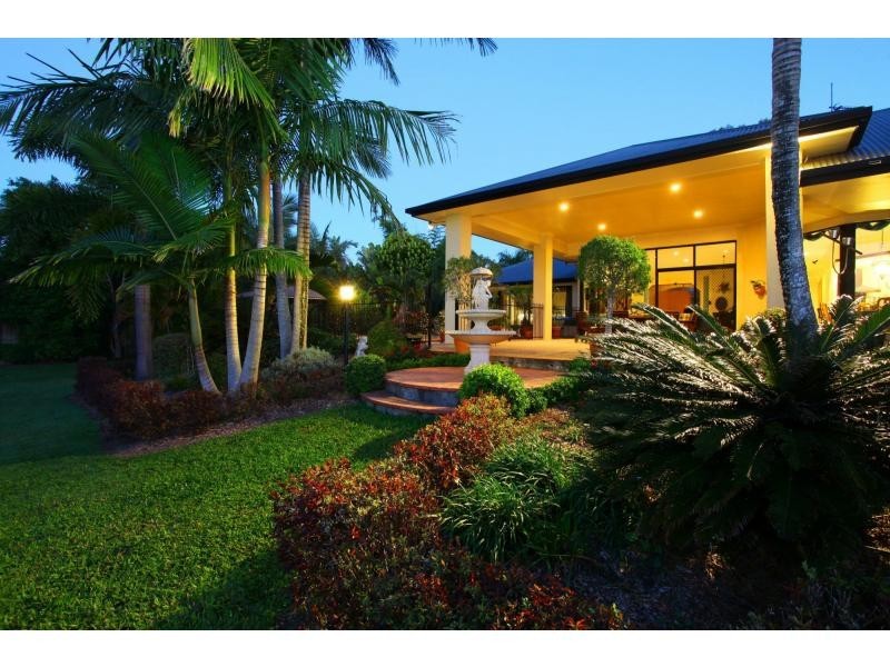 26 Condamine Crescent, River Downs, Helensvale QLD 4212