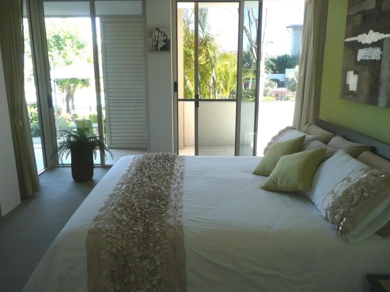 Hope Island QLD 4212