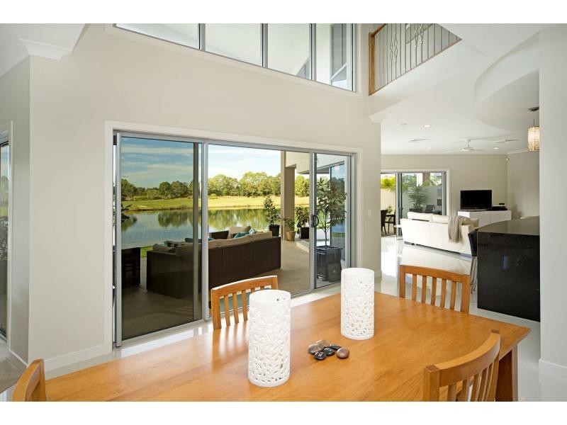 Hope Island QLD 4212