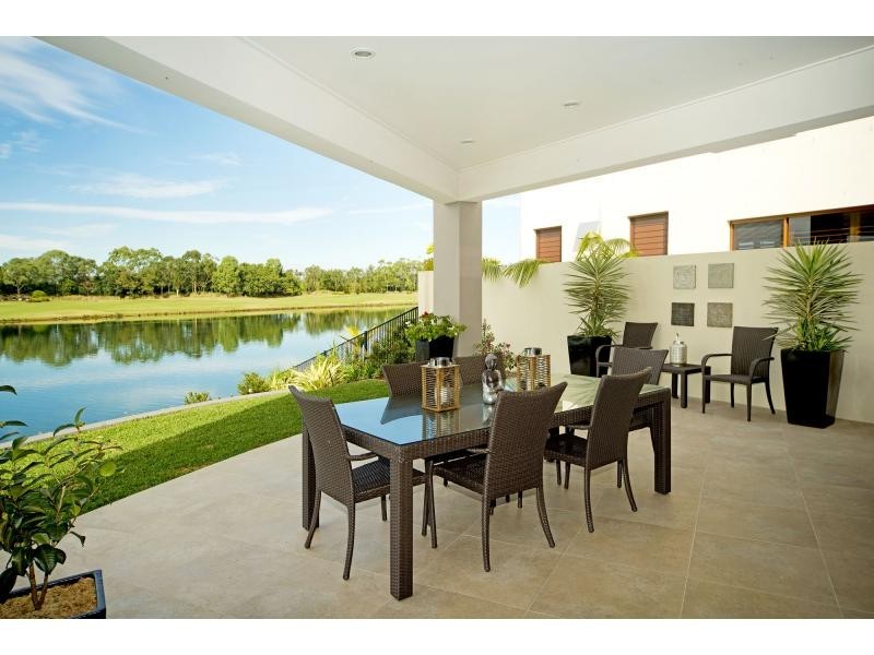 Hope Island QLD 4212