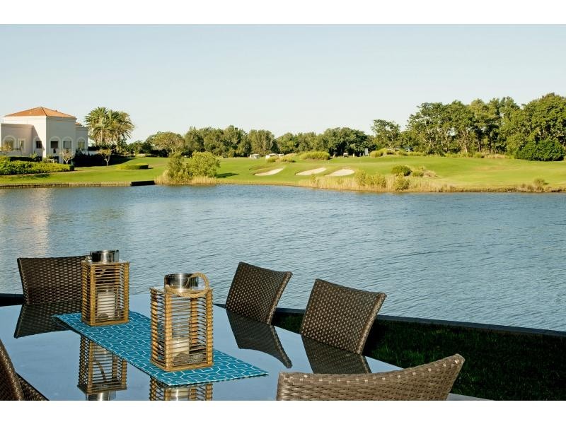 Hope Island QLD 4212