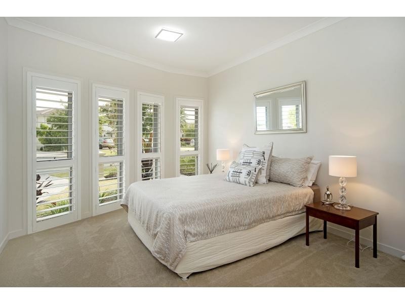 Hope Island QLD 4212