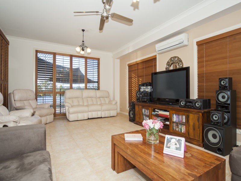 7 Princeton Street, Oxenford QLD 4210