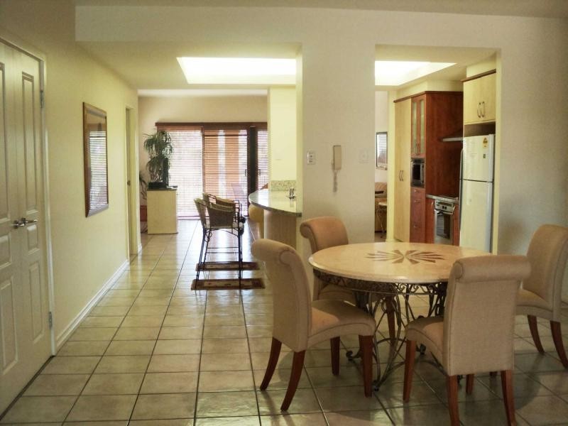 Hope Island QLD 4212