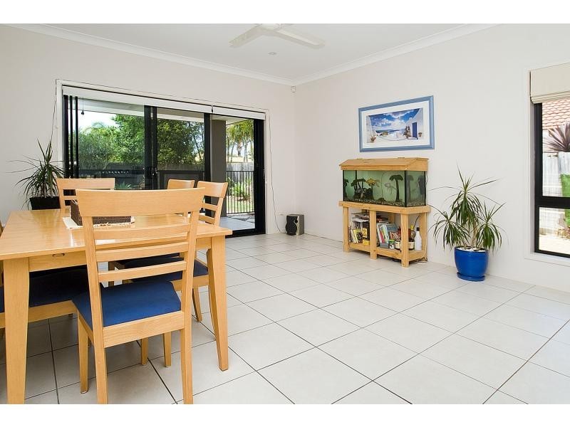 32 Costa Del Sol Avenue, Coombabah QLD 4216