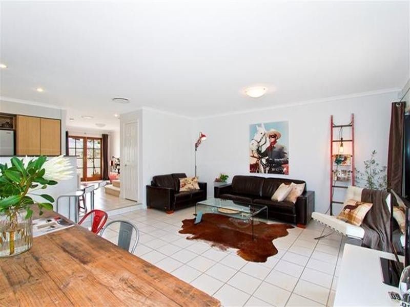 Hope Island QLD 4212