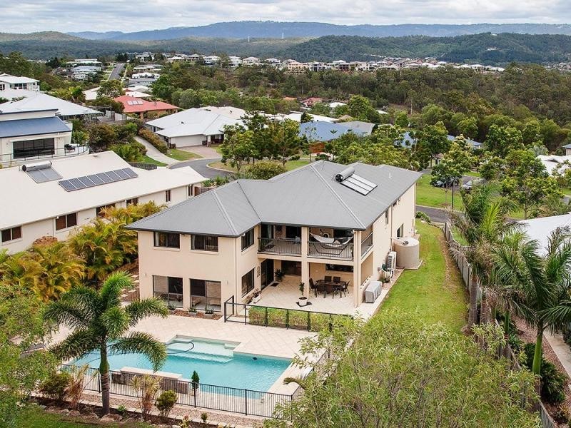 12 Welumba Close, Pacific Pines QLD 4211