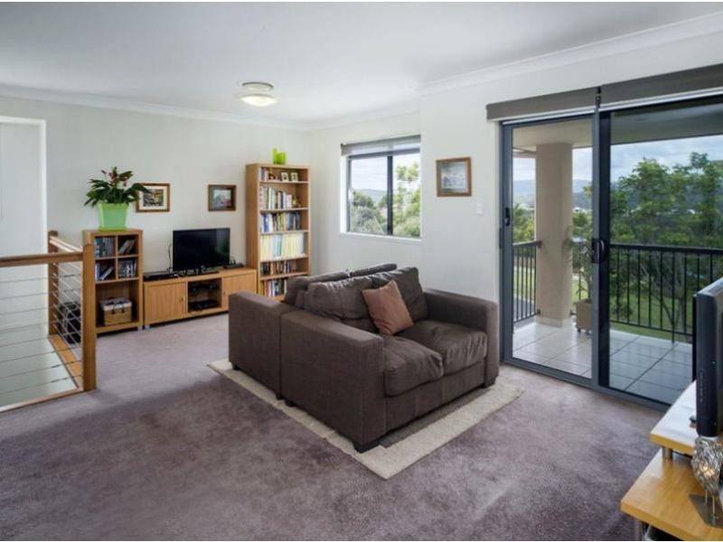 12 Welumba Close, Pacific Pines QLD 4211