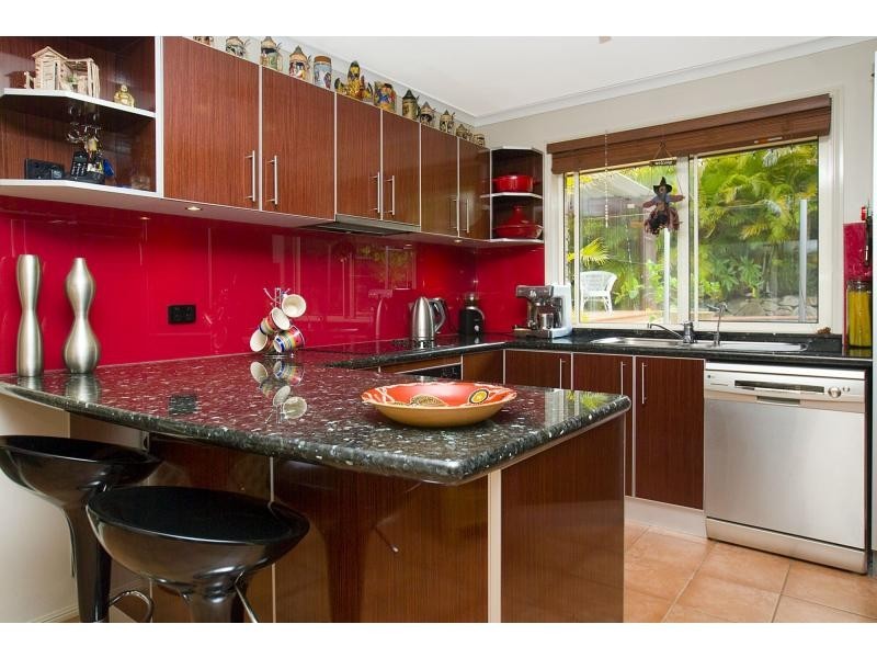 9 Challenger Street, Worongary QLD 4213