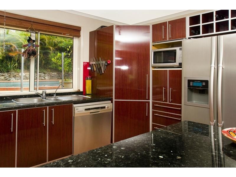 9 Challenger Street, Worongary QLD 4213