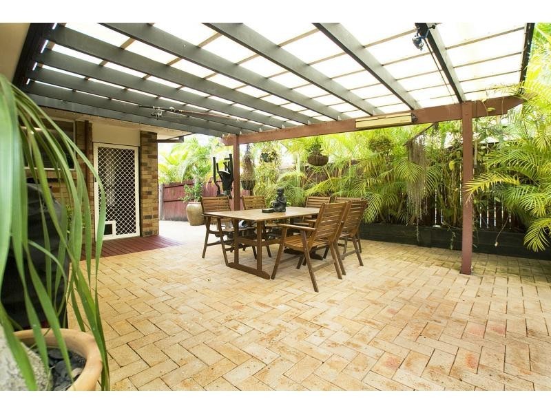 9 Challenger Street, Worongary QLD 4213