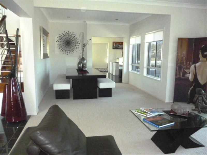 Hope Island QLD 4212