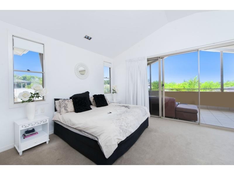 Hope Island QLD 4212