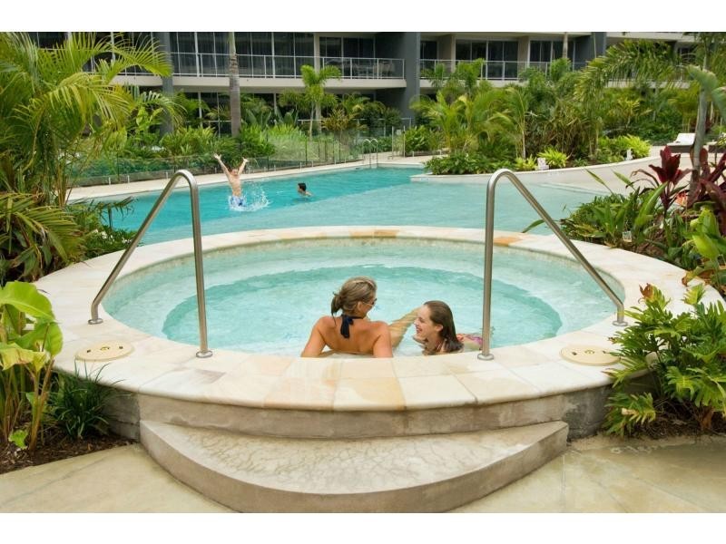 Hope Island QLD 4212