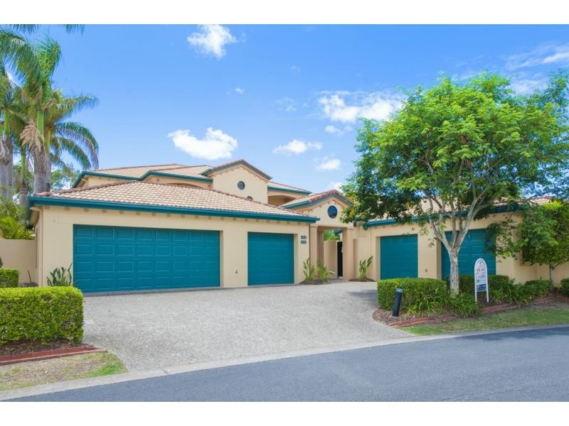 3268 Palladian Drive, Hope Island QLD 4212