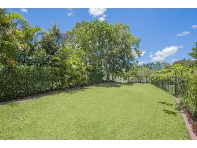 3268 Palladian Drive, Hope Island QLD 4212