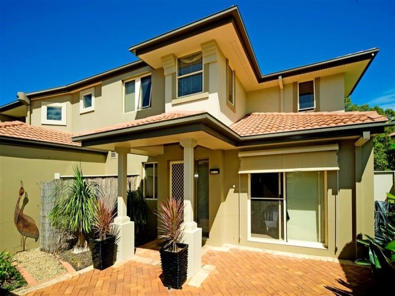 Hope Island QLD 4212