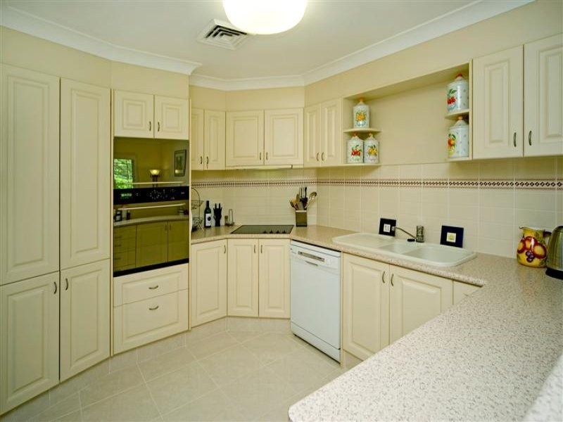 Hope Island QLD 4212